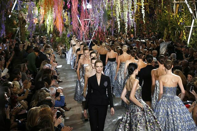 Tropical hanging garden for Dior's 